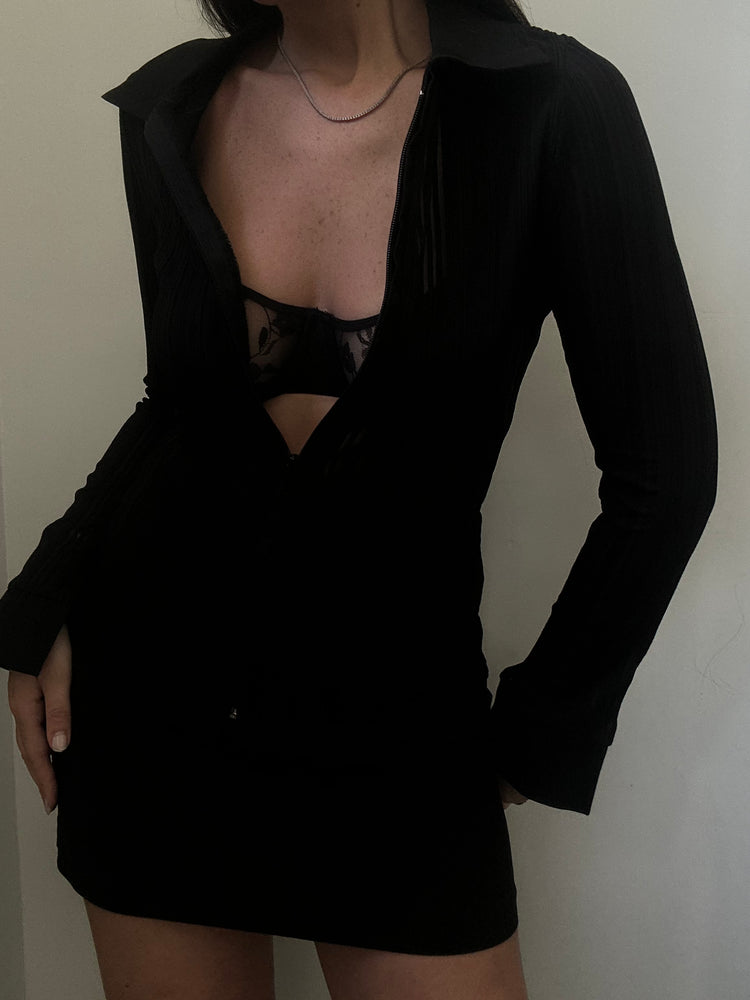 Vintage Black Stretch Zip Shirt Size Small/Medium