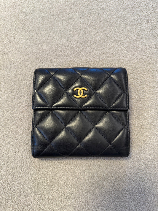 Vintage Chanel Quilted Lambskin Wallet