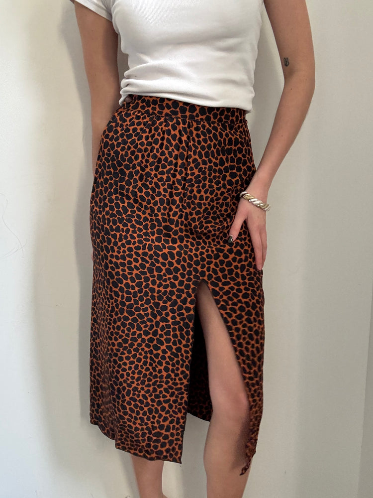 Vintage 100% Silk Tan and Black Leopard Midi Skirt Size Small