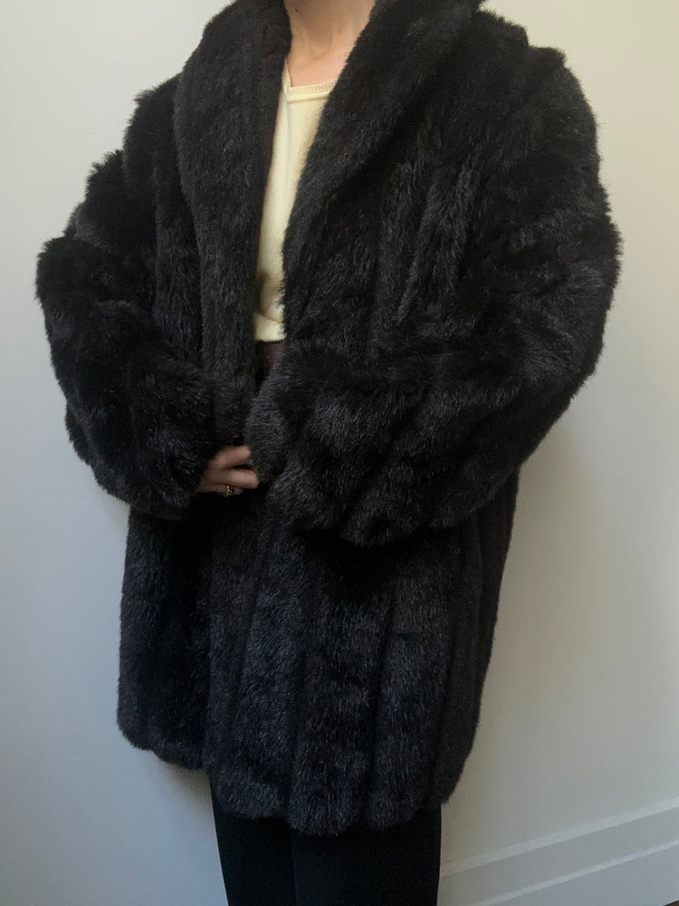 Vintage Brown Faux Fur Coat Size L-XL