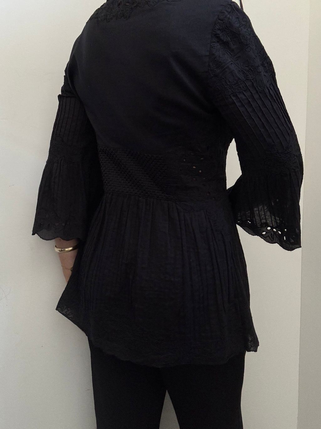 Vintage Black Cotton Cinched Eyelet V-Neck Blouse Size Small