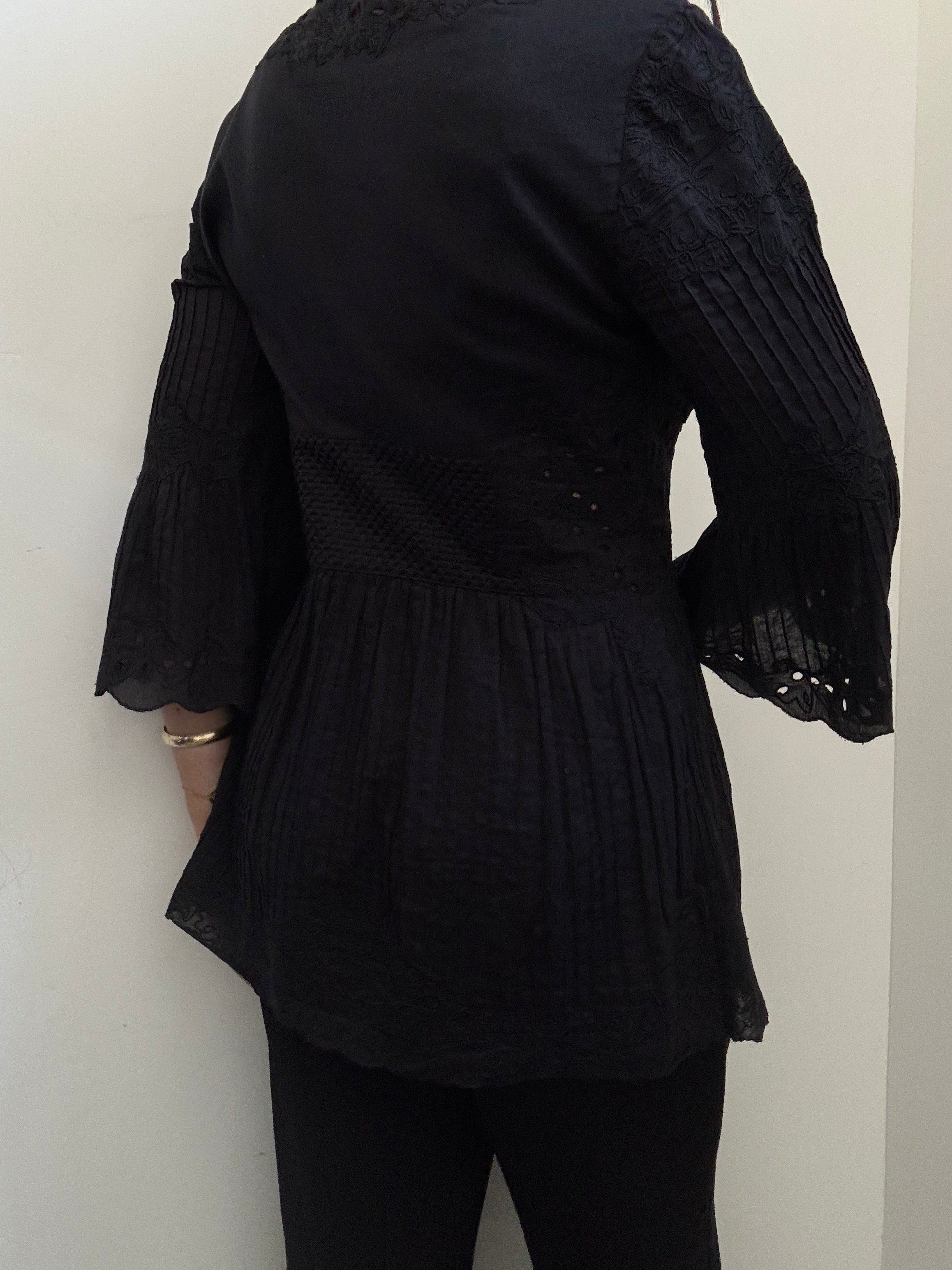 Vintage Black Cotton Cinched Eyelet V-Neck Blouse Size Small