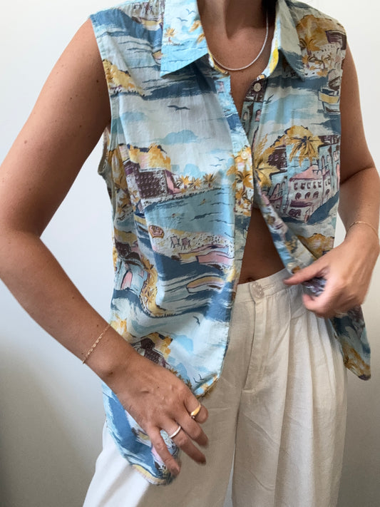 Vintage Coastal Print Sleeveless Button-Up Size Large