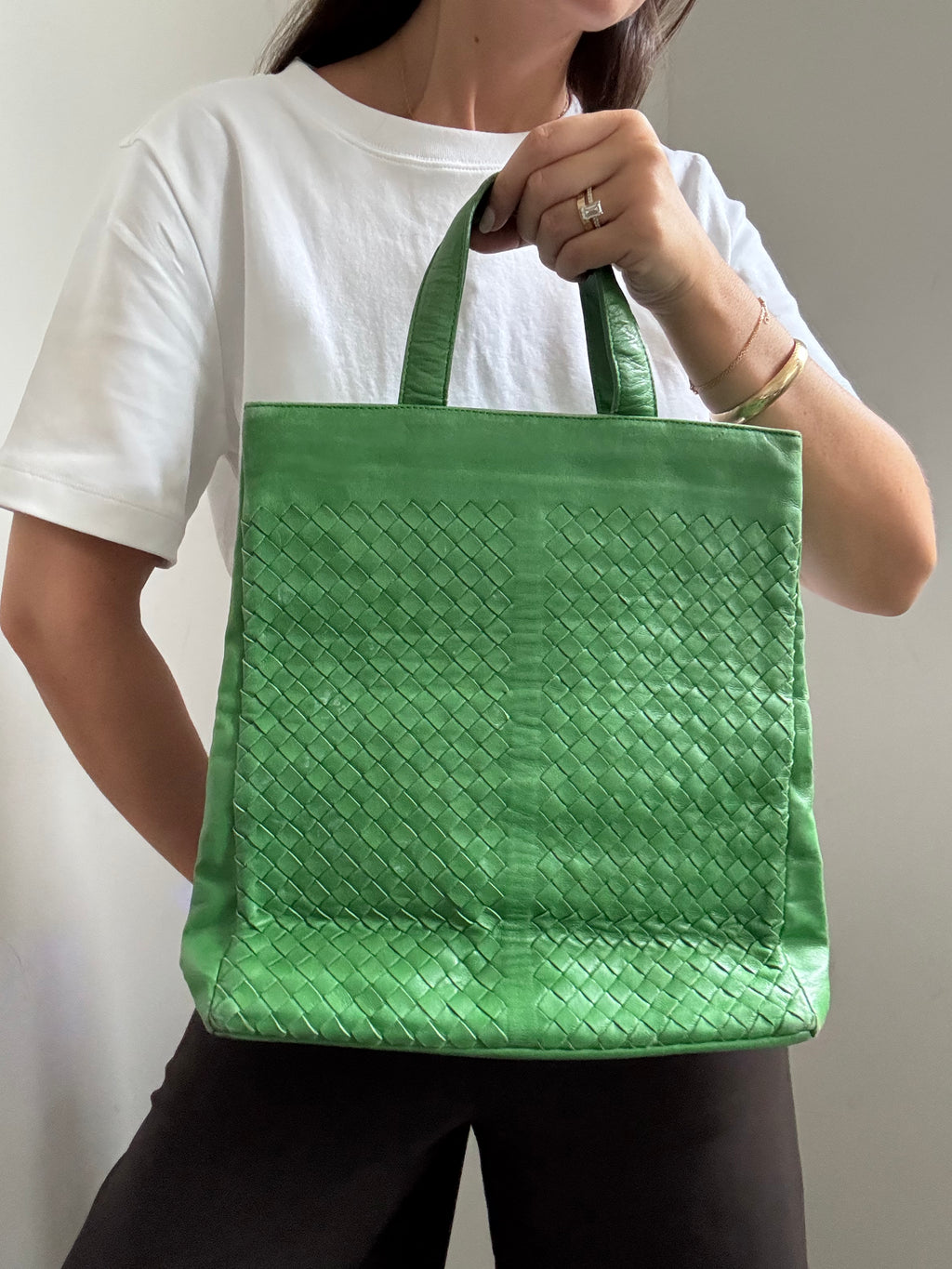 Vintage Bottega Veneta Leather Green Hand Bag