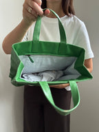 Vintage Bottega Veneta Leather Green Hand Bag