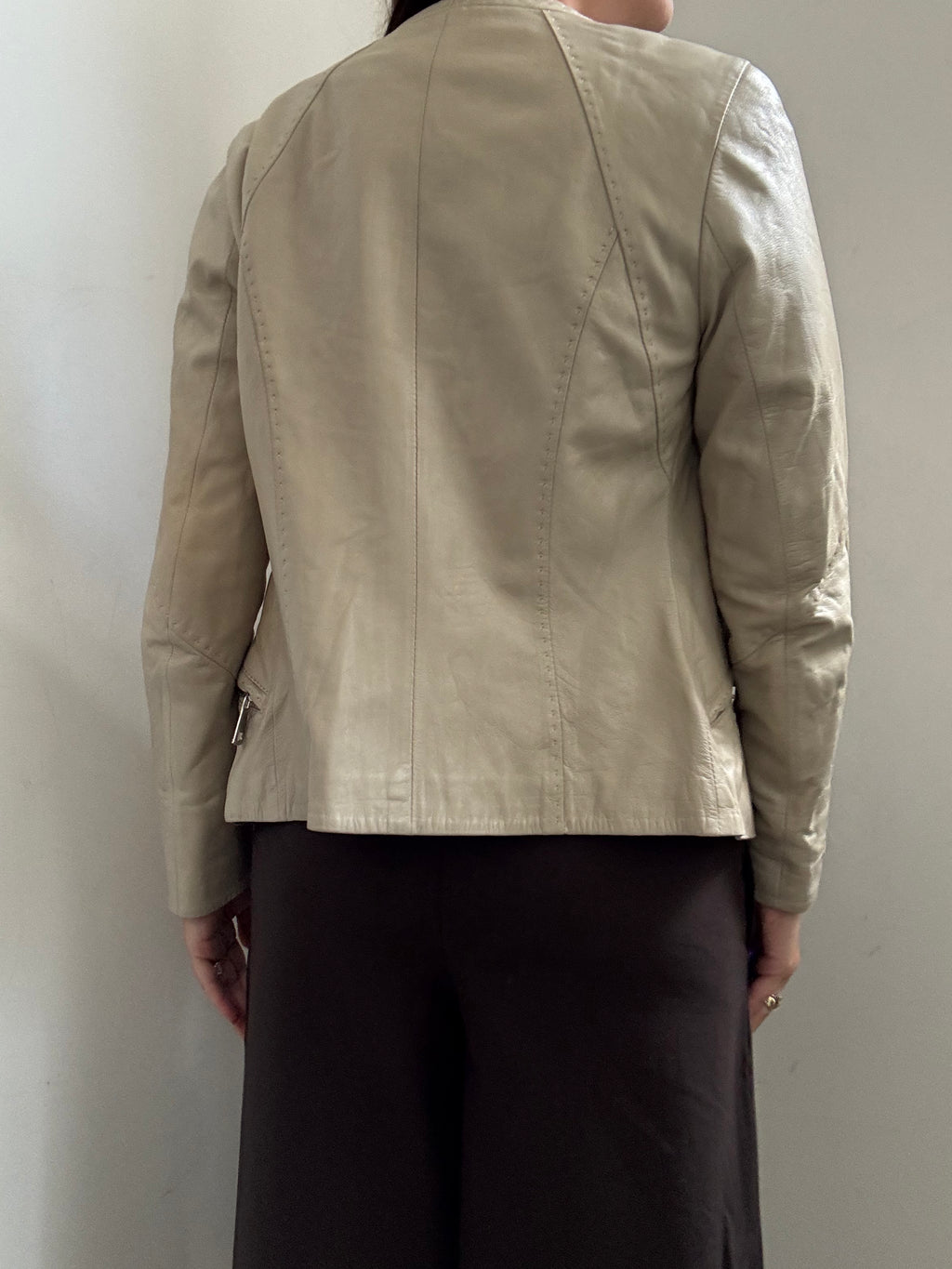 Vintage Beige Collarless Zipped Leather Jacket Size XS