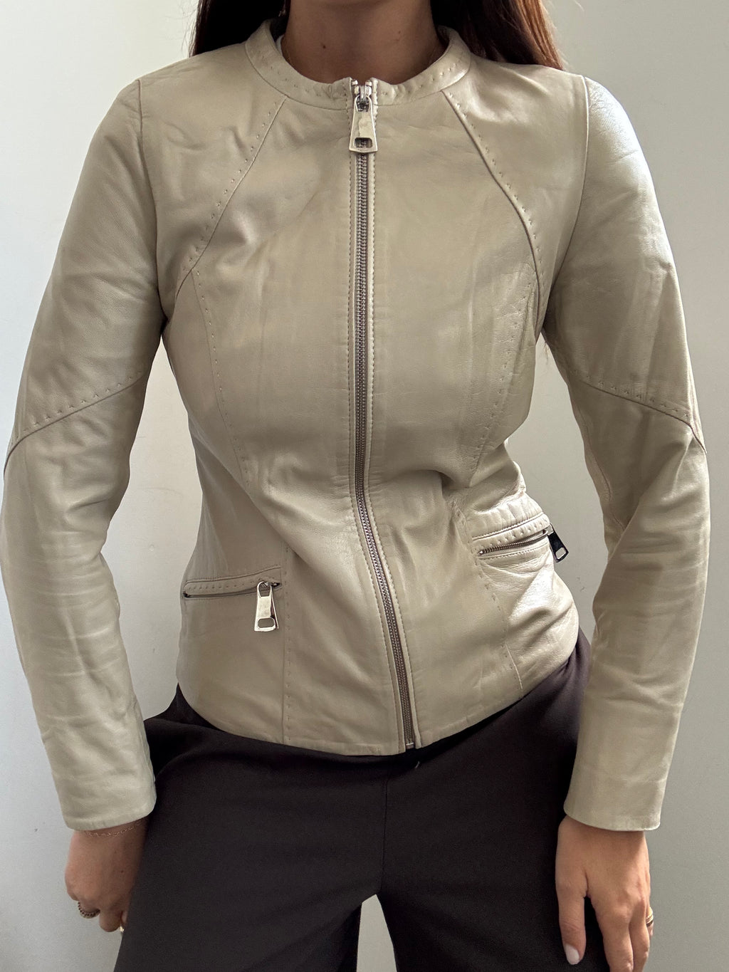Vintage Beige Collarless Zipped Leather Jacket Size XS