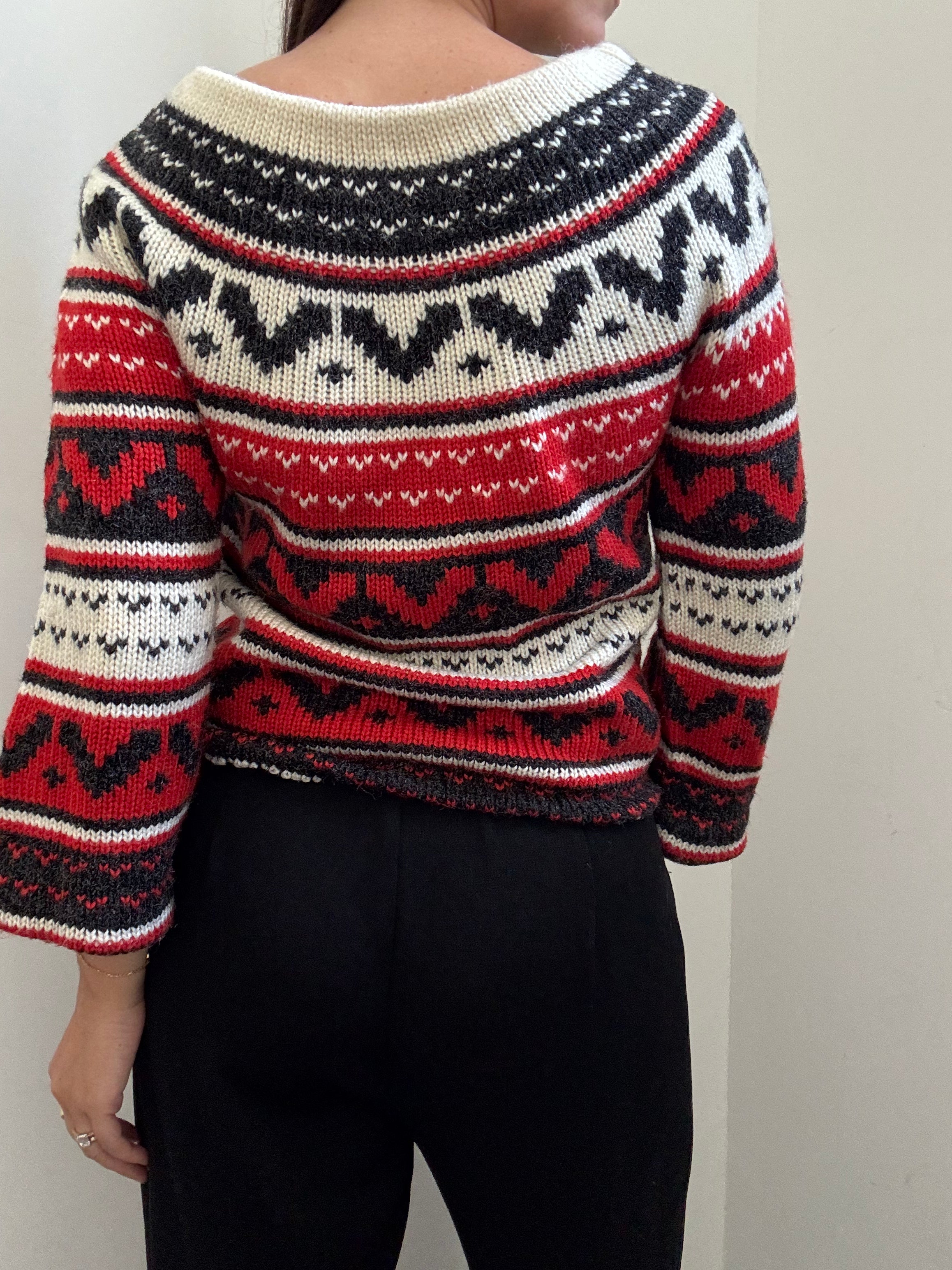 Vintage Heart Hand Knit Sweater Size S