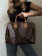 Vintage Louis Vuitton Speedy 30 Bag