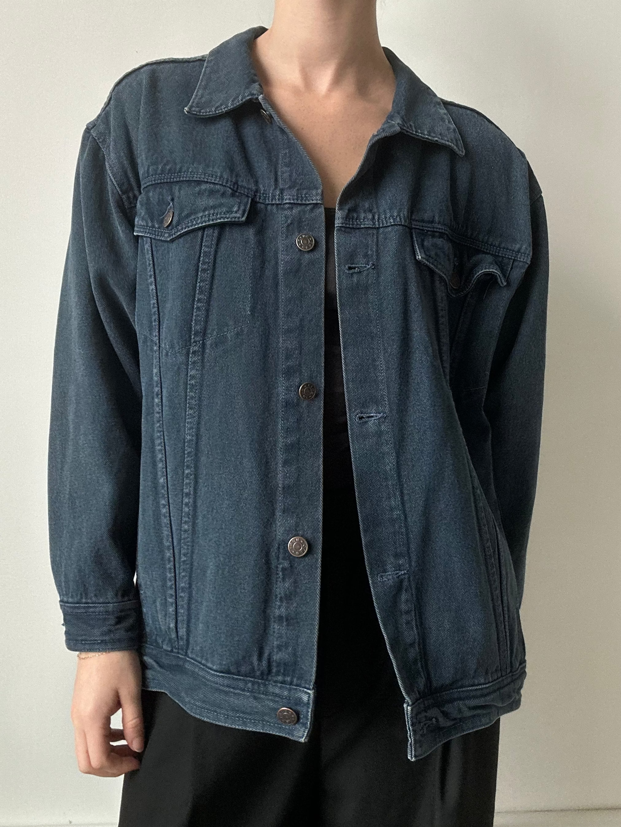 Vintage Loose Fit Blue Jean Jacket Size Medium