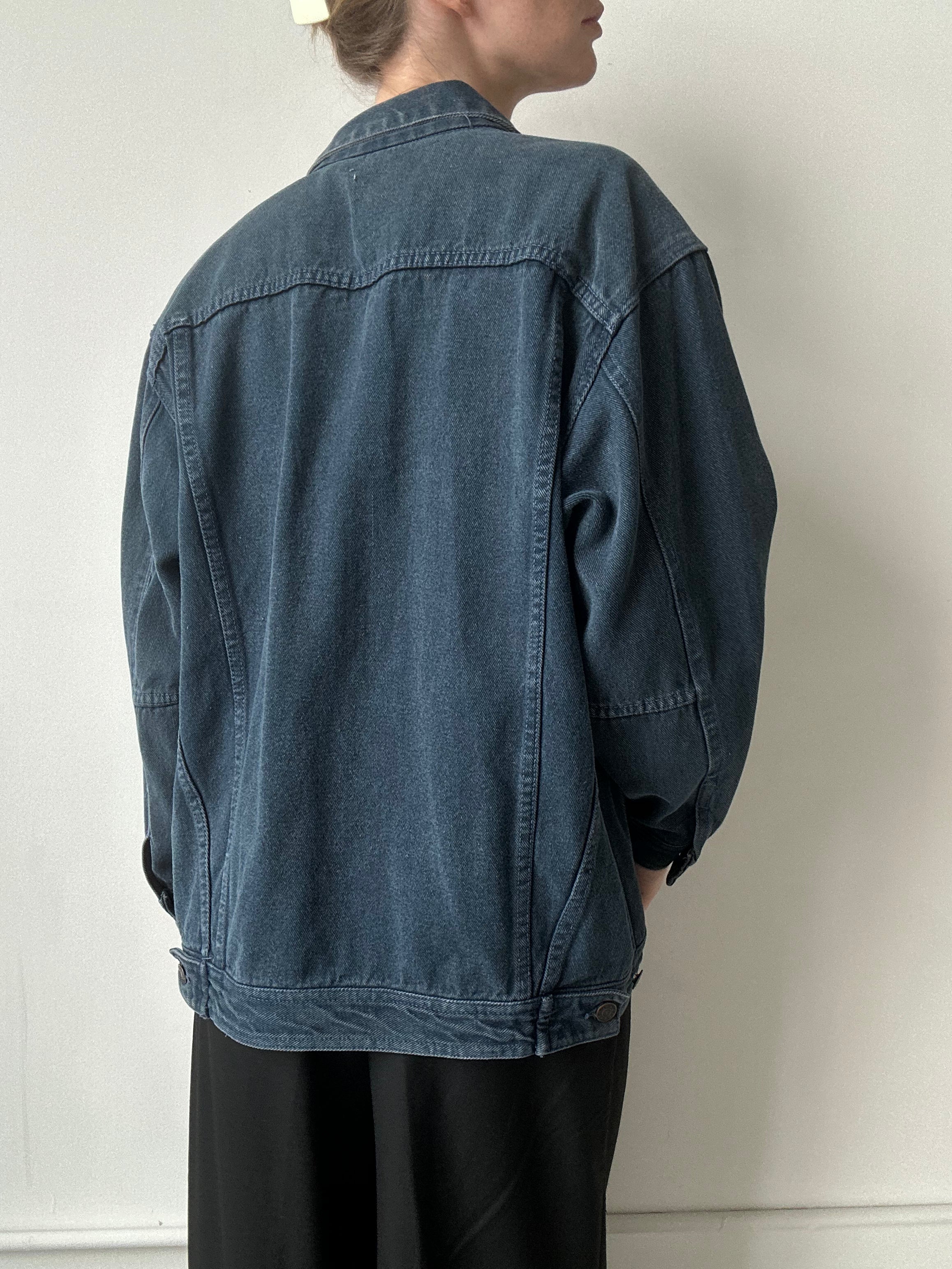 Vintage Loose Fit Blue Jean Jacket Size Medium