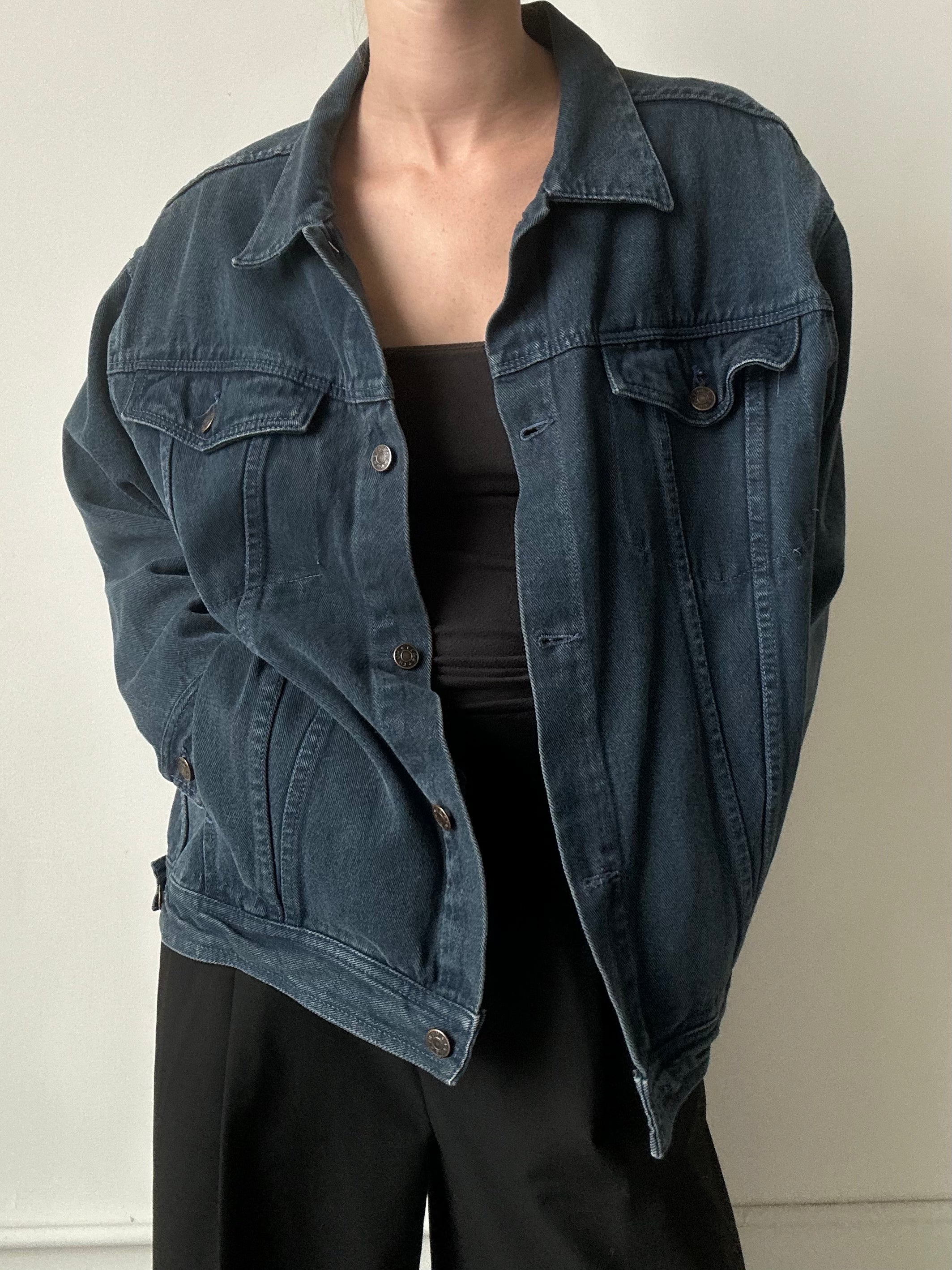 Vintage Loose Fit Blue Jean Jacket Size Medium