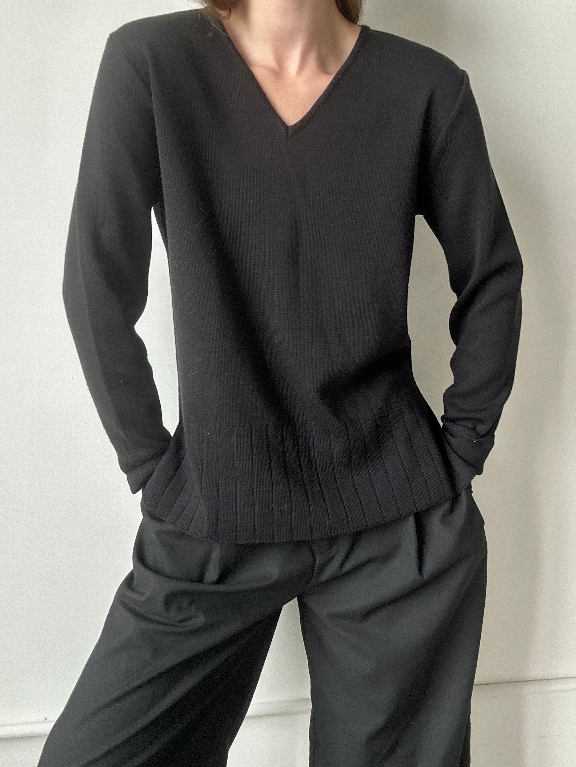 Vintage Black V-Neck Knit Pullover Sweater Size Large