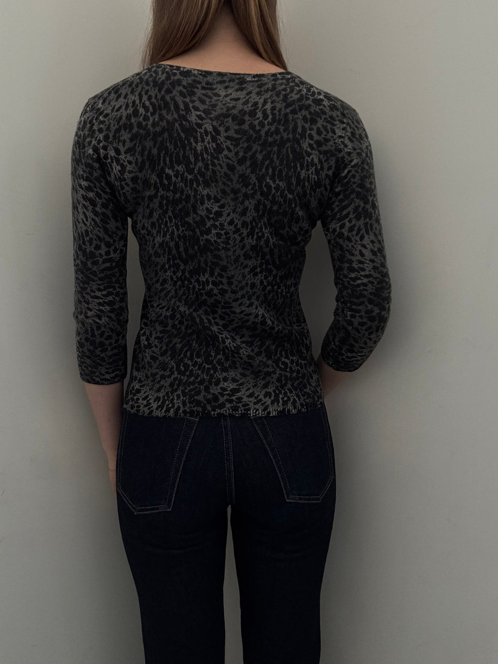 Vintage Gray Cheetah Cashmere V-Neck Sweater Size Small