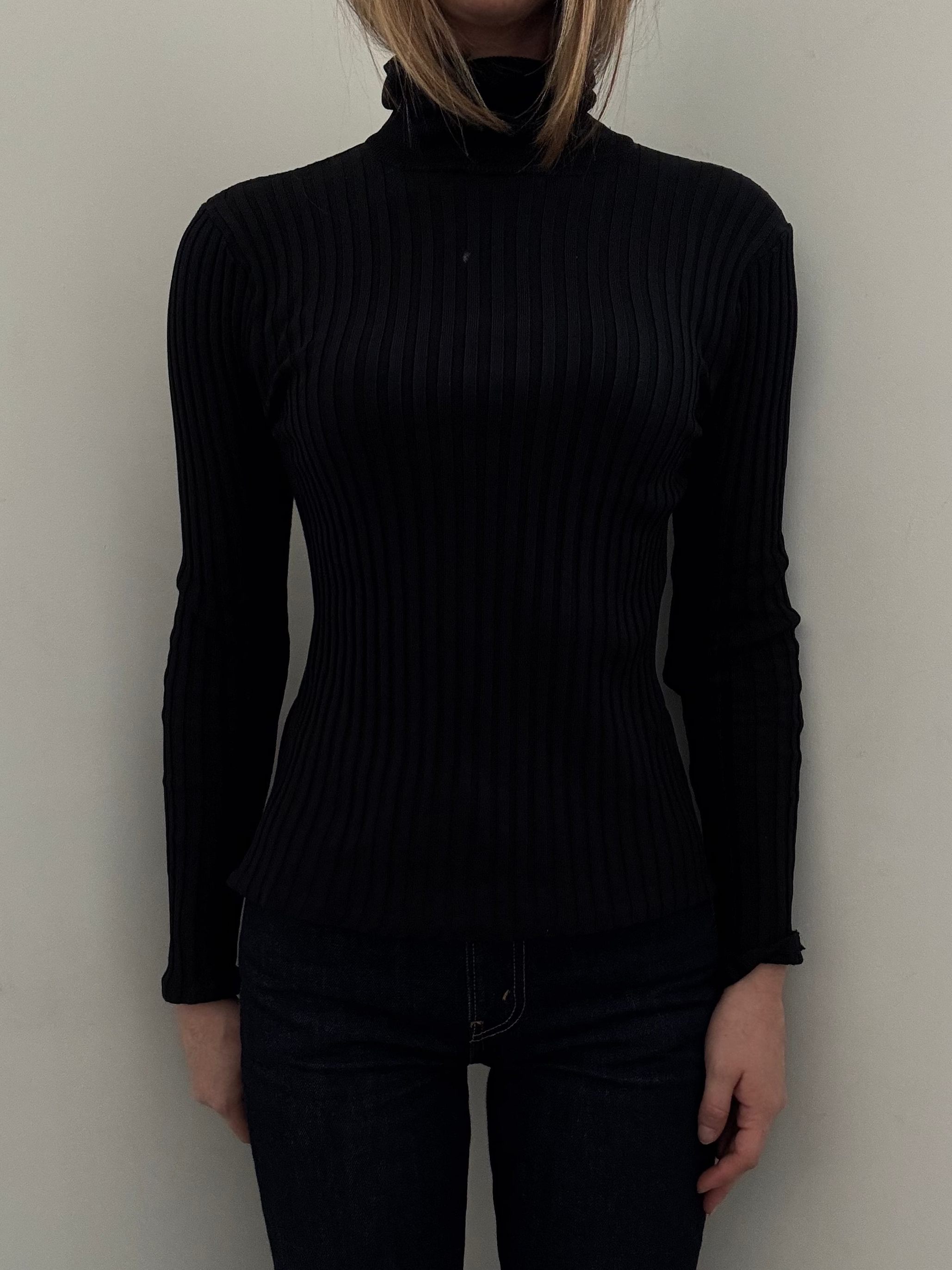 Vintage Black Silk Blend Ribbed Turtleneck Size Medium