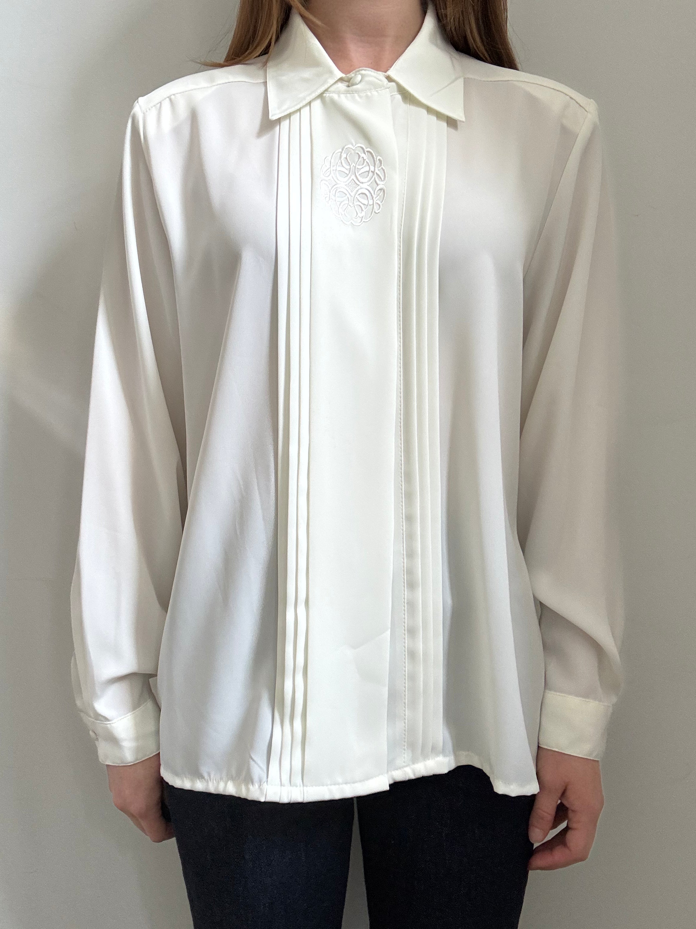 Vintage Ivory Long-Sleeve Button Up Blouse Size Medium
