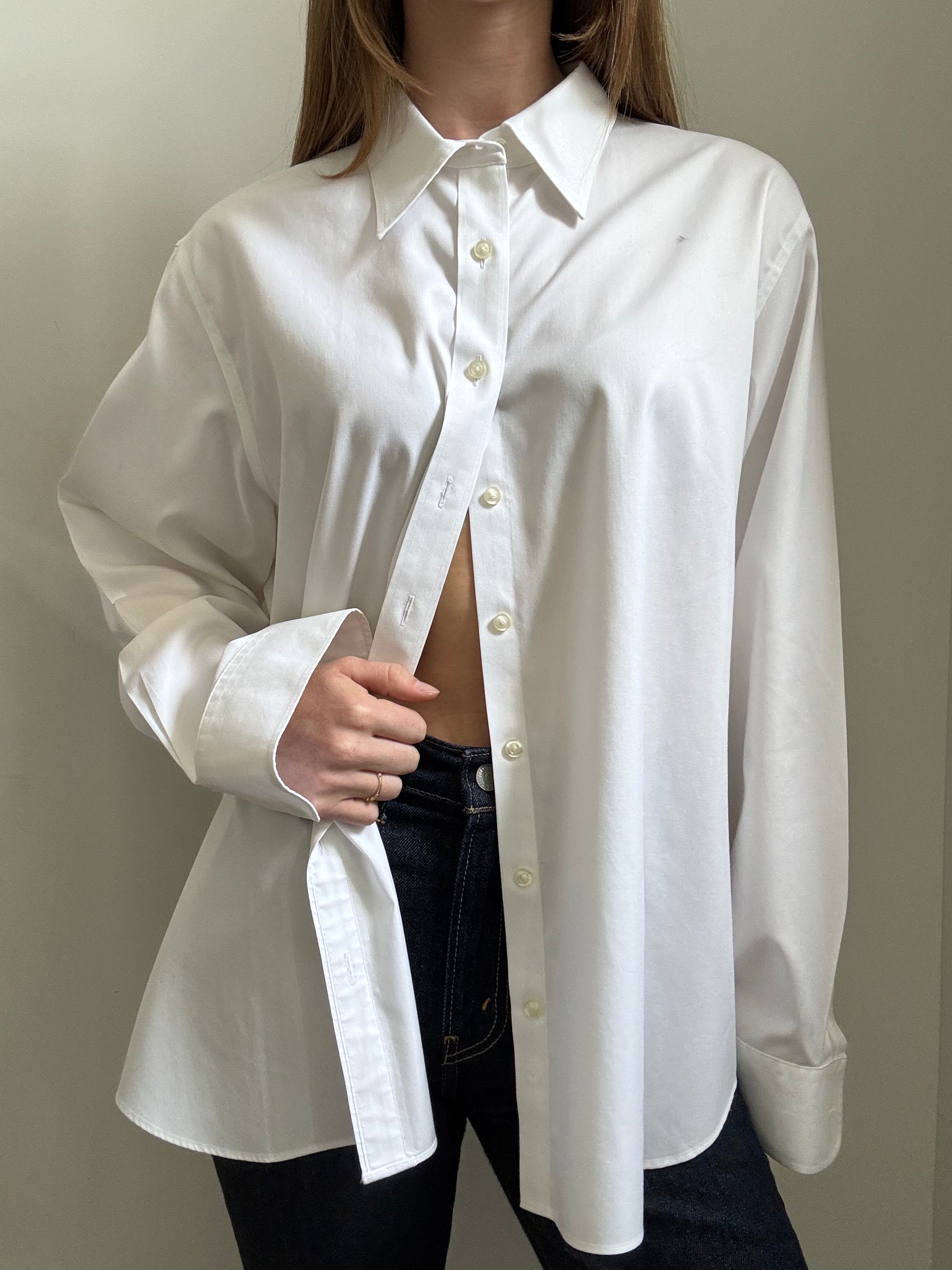 Vintage White Classic Button Up Size Large