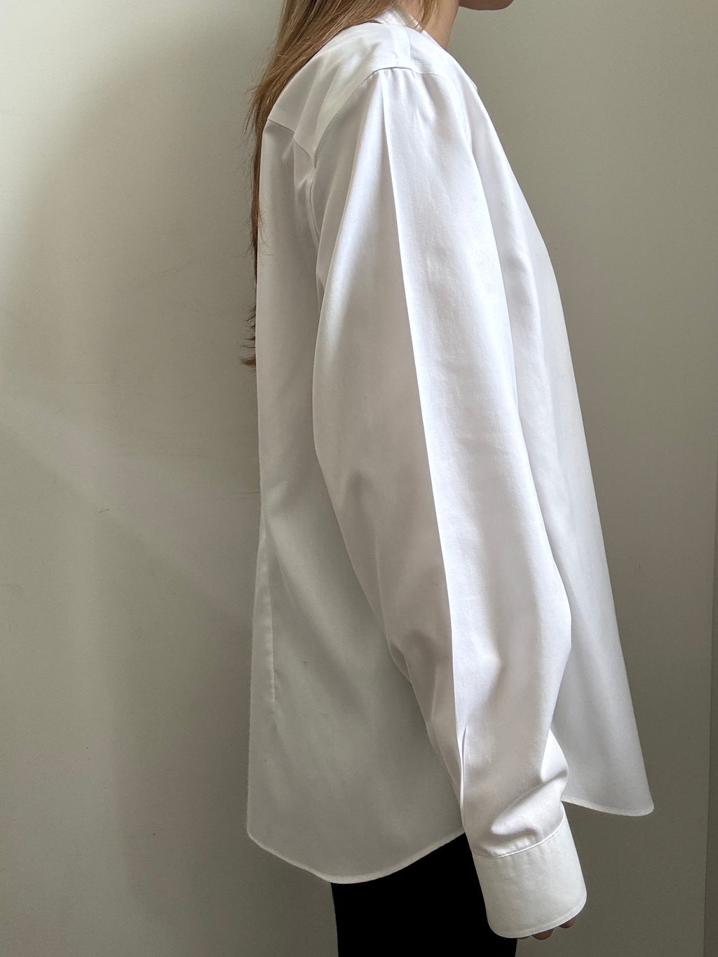 Vintage White Classic Button Up Size Large