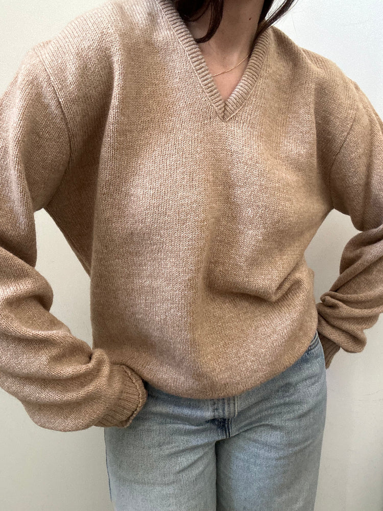 Vintage Tan Wool Blend V-neck Sweater Size Medium