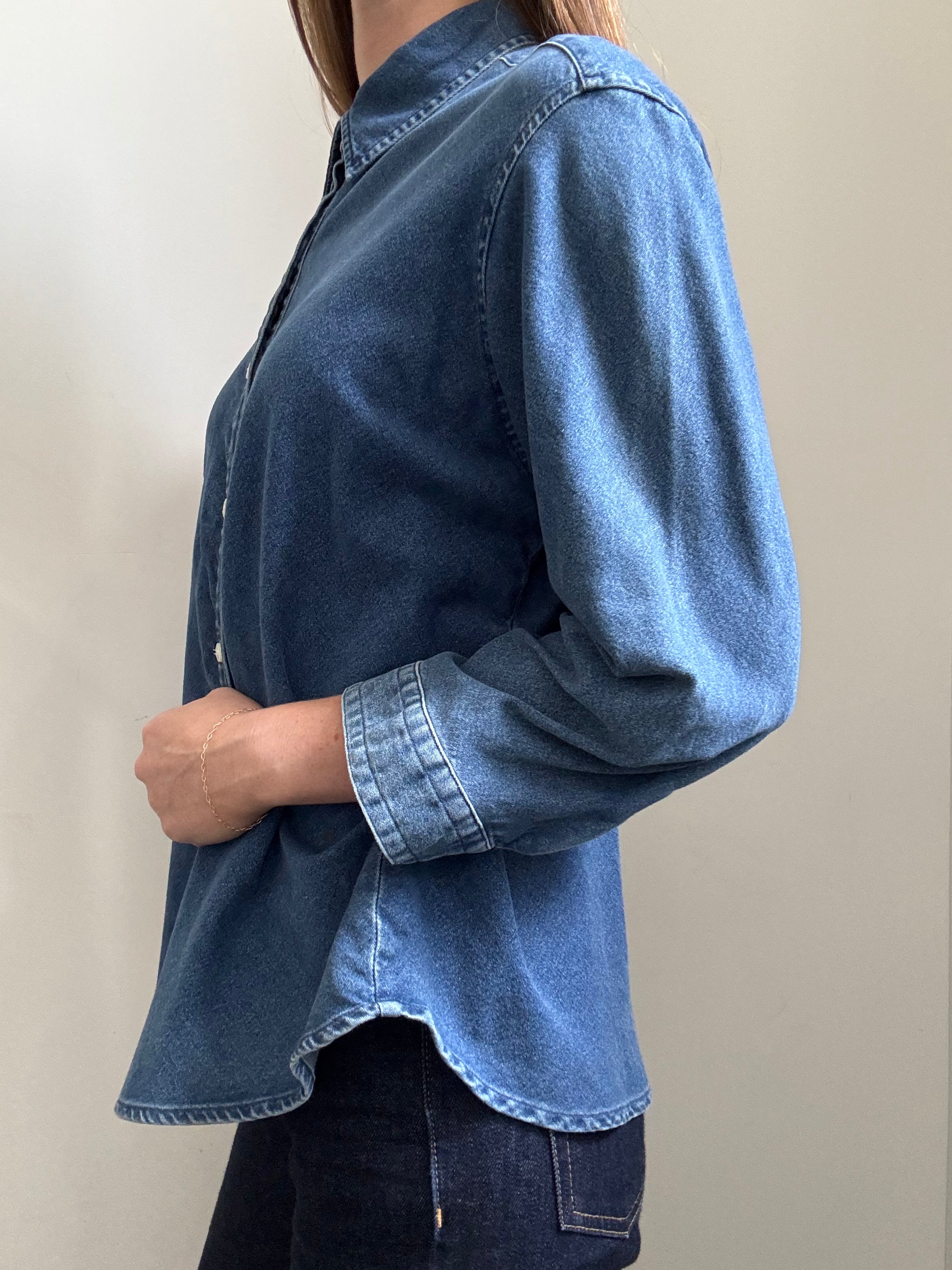Vintage Dark Wash Denim Button Up Size Large