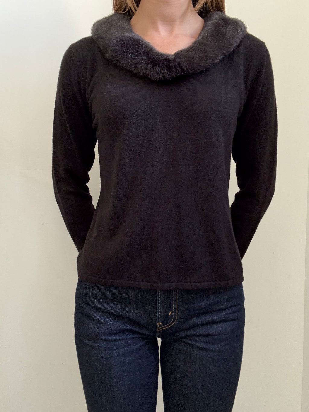 Vintage Black Pullover Sweater + Faux Fur Collar Size PL