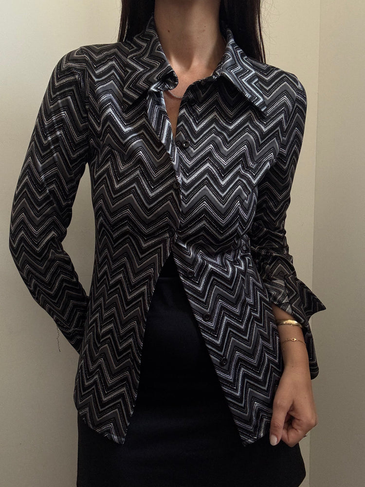 Vintage Black & Grey Chevron Button Up Blouse Size Small