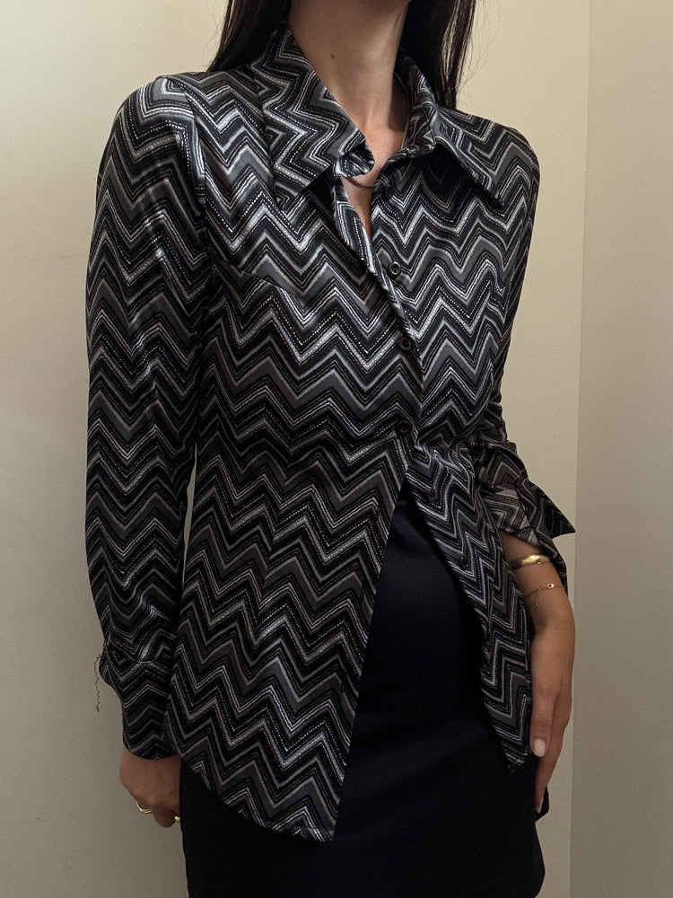 Vintage Black & Grey Chevron Button Up Blouse Size Small