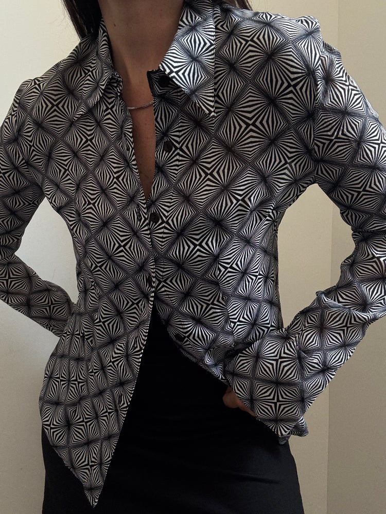 Vintage Silk Black & White Print Button Up Top Size Small