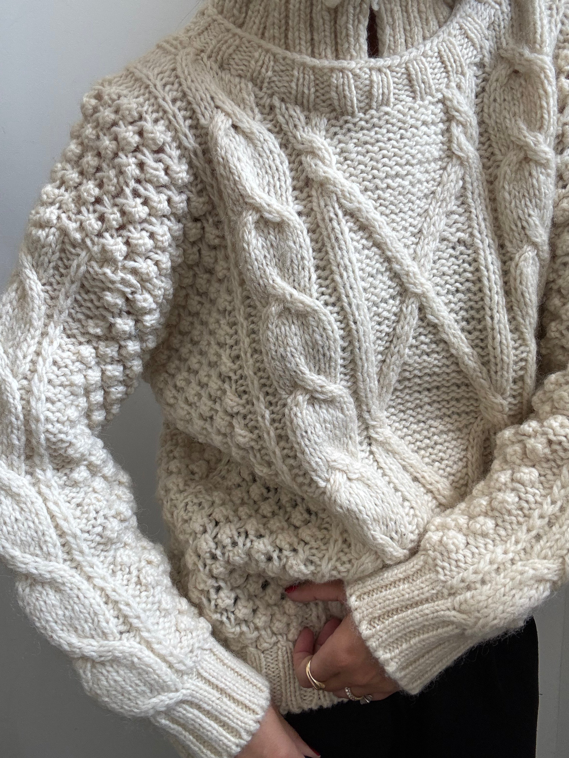 Vintage Cream Collared Cable Knit Sweater Size Large