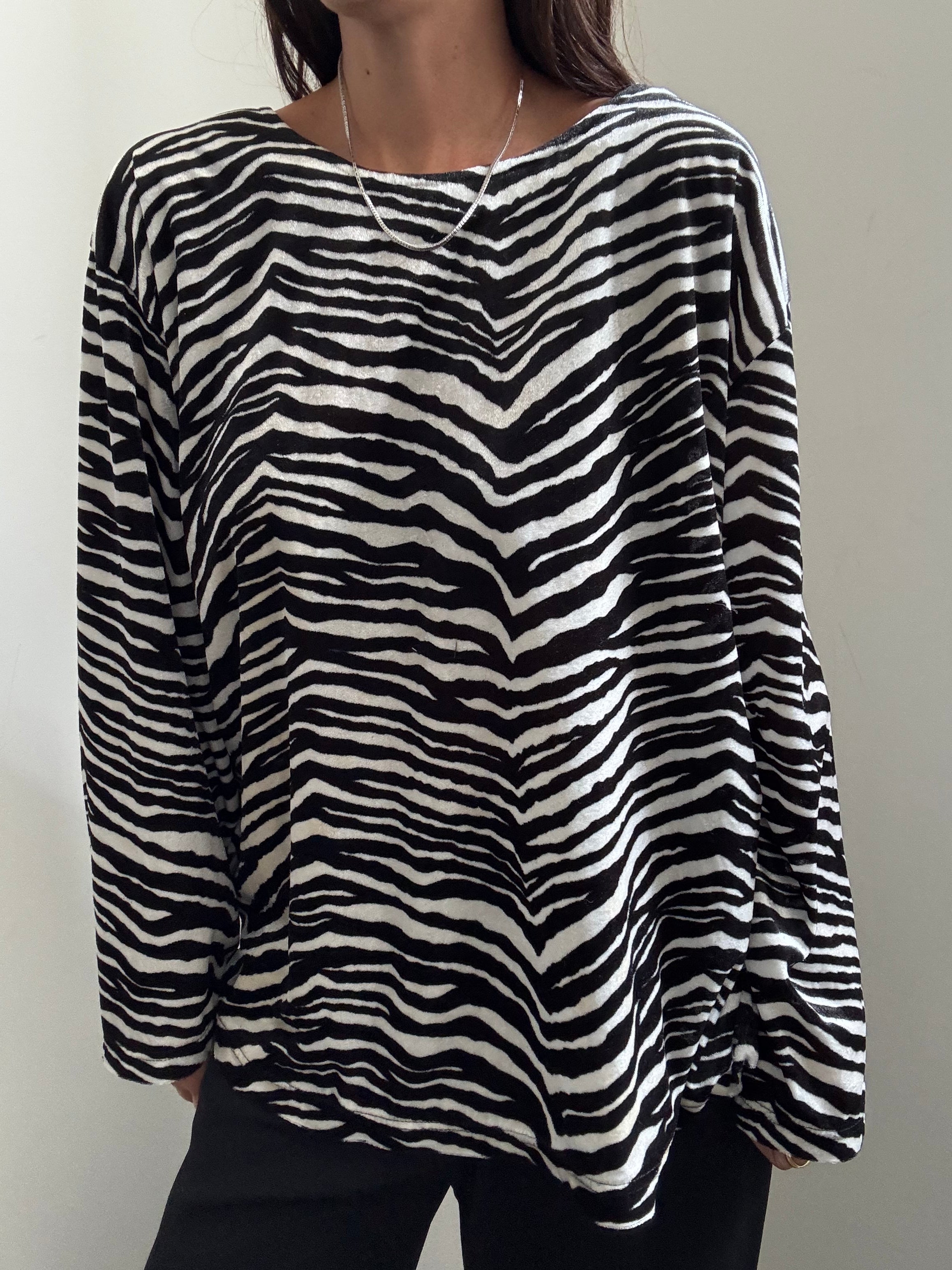 Vintage Crushed Velvet Zebra Print Pajama Set Size Large