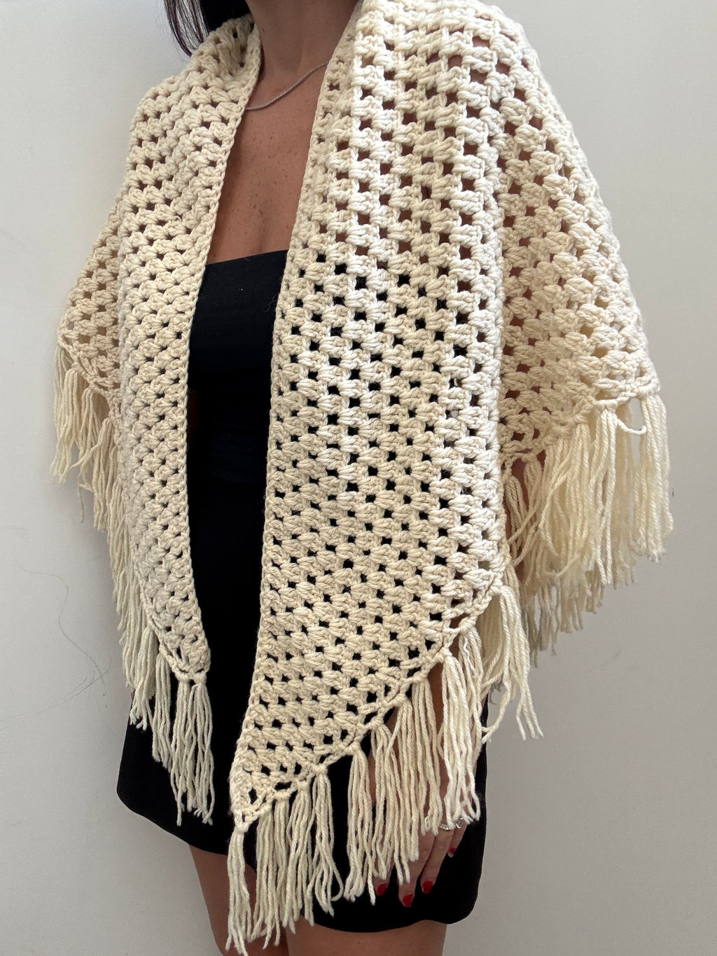 Vintage Cream Crochet Fringe Scarf