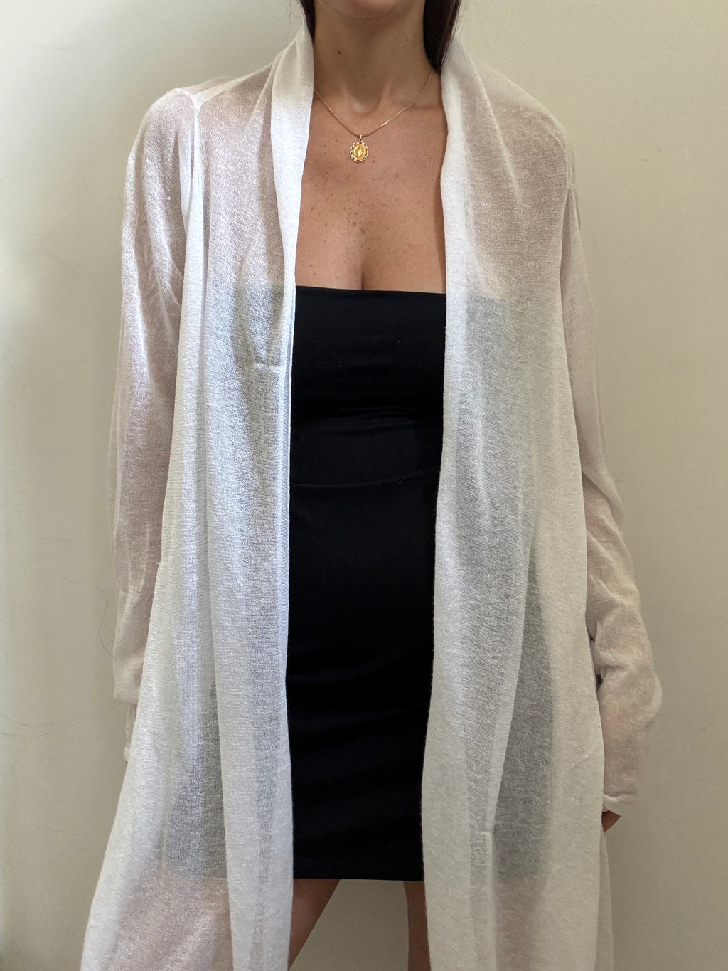 Vintage White Semi Sheer Knit Wrap Size Large