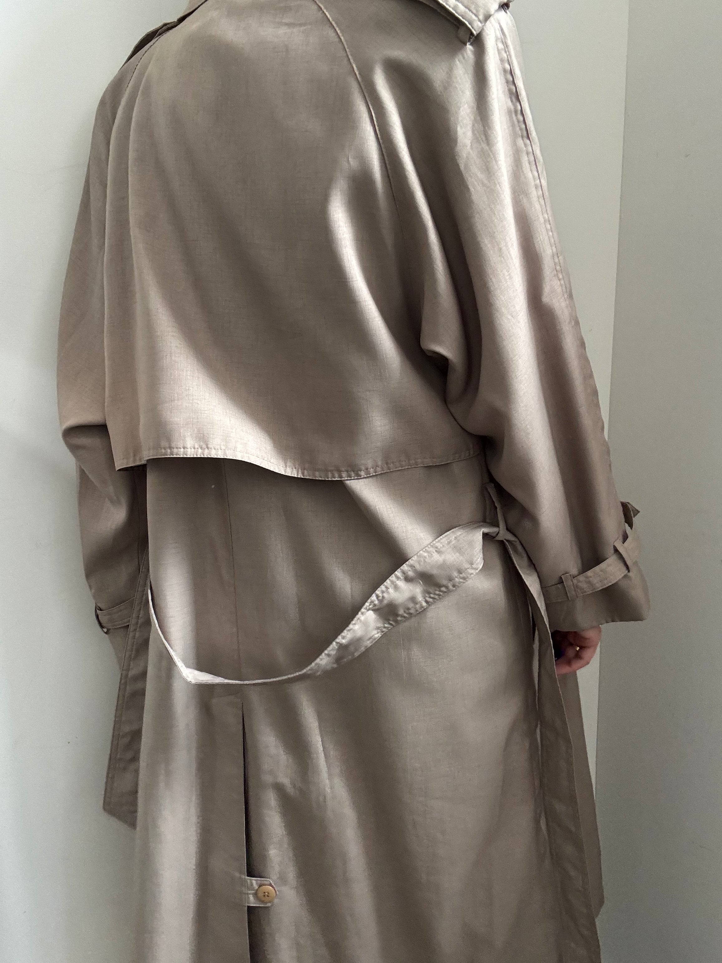Vintage Tan Classic Trench Coat Size Large