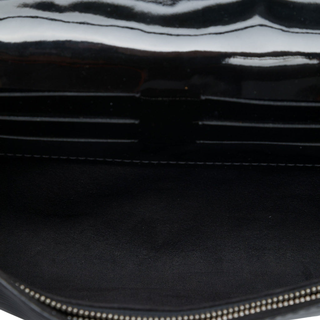 Vintage Louis Vuitton Epi Clutch